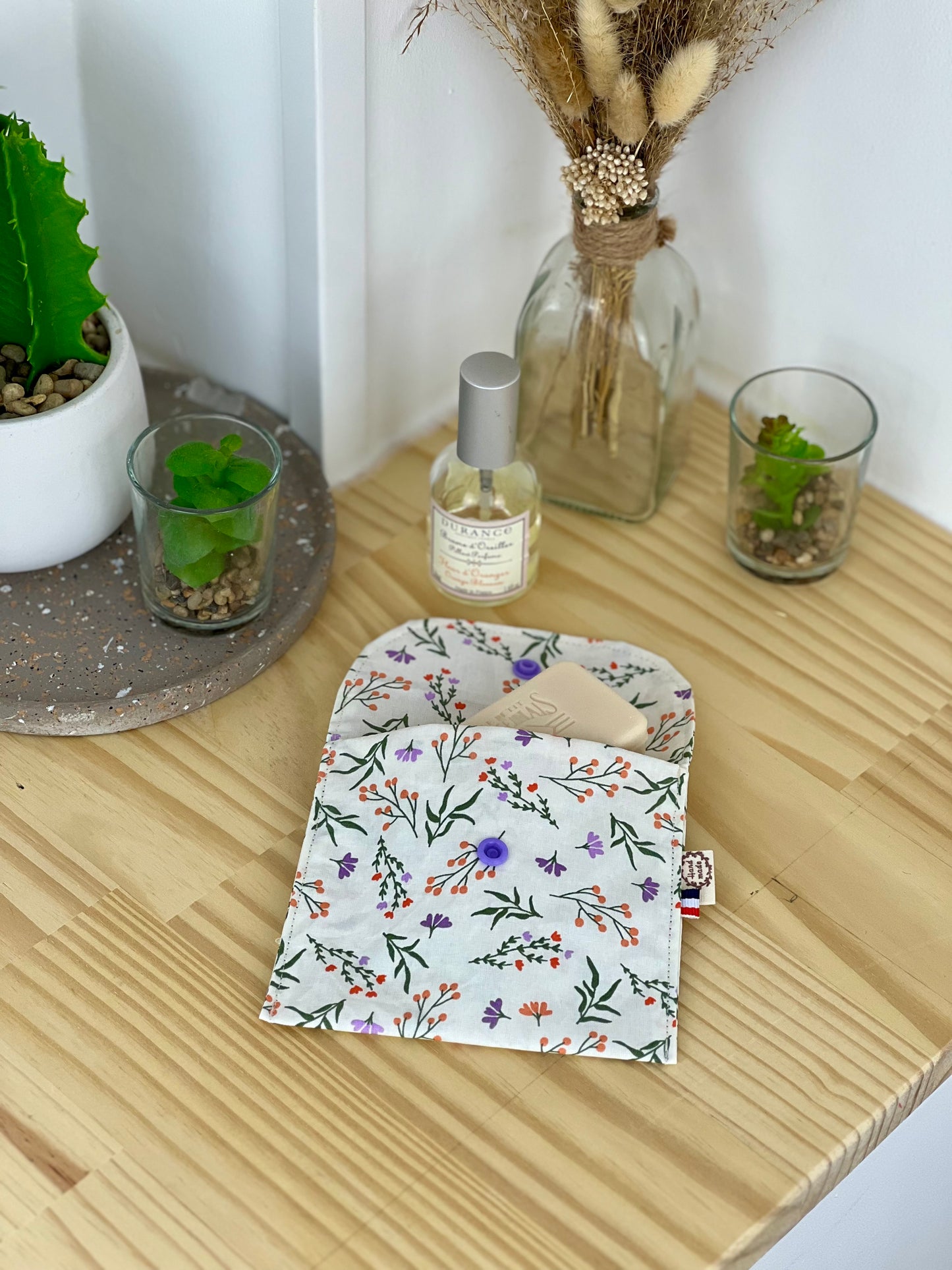 Pochette à savon FLEURS LILA